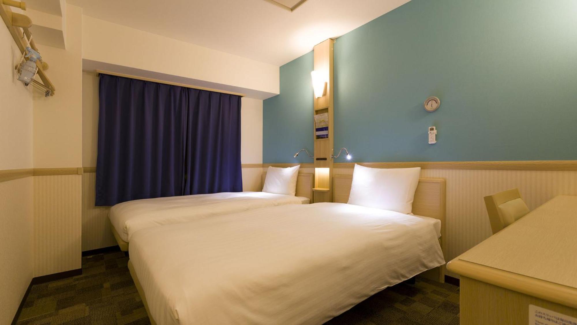Toyoko Inn Shiki Eki Higashi Guchi Bilik gambar